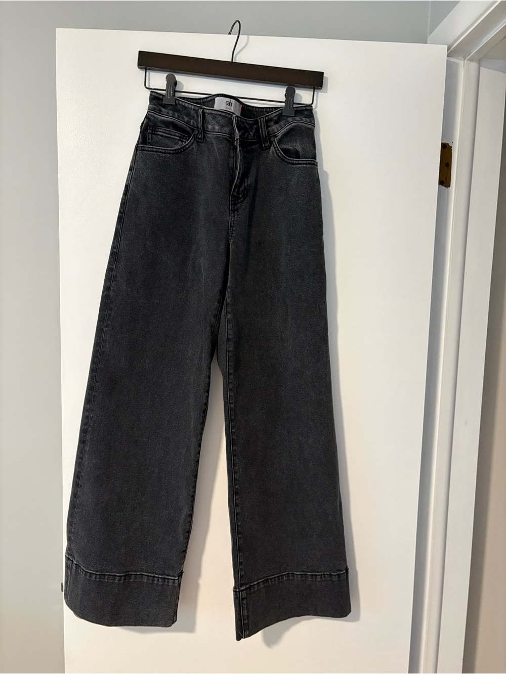 Cabi Lennox Wide Leg Women's Jeans - Charcoal Gray - Picture 2 of 9